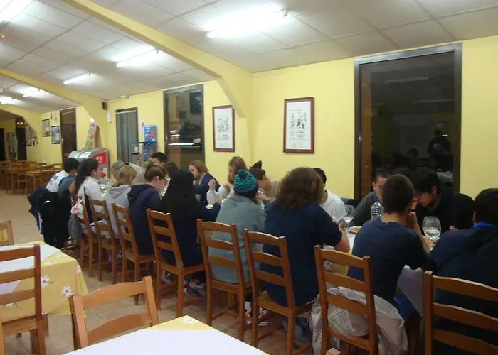 De Peregrinos A Santiago