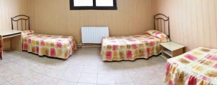 De Peregrinos A Santiago *